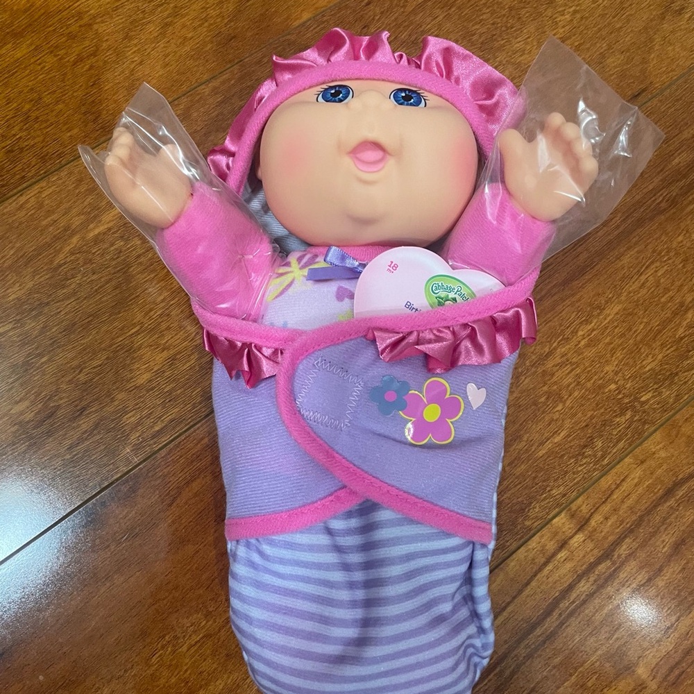 NWT cabbage patch doll scented